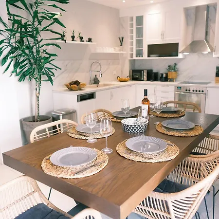 Dioni Luxury House Nea Iraklitsa